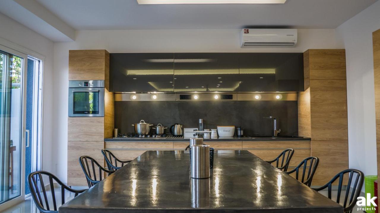Heraklion Airport Family Lux Apartment מראה חיצוני תמונה